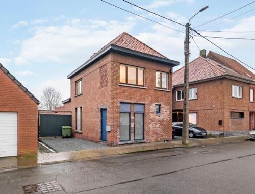                                         Woning te koop in Avelgem, € 185.000
